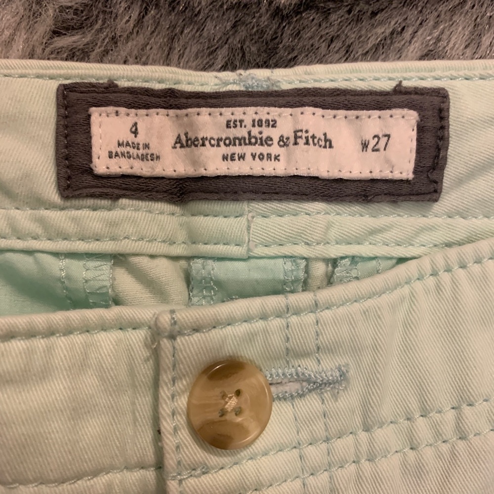 Cropped Pants - Picture 4 of 5